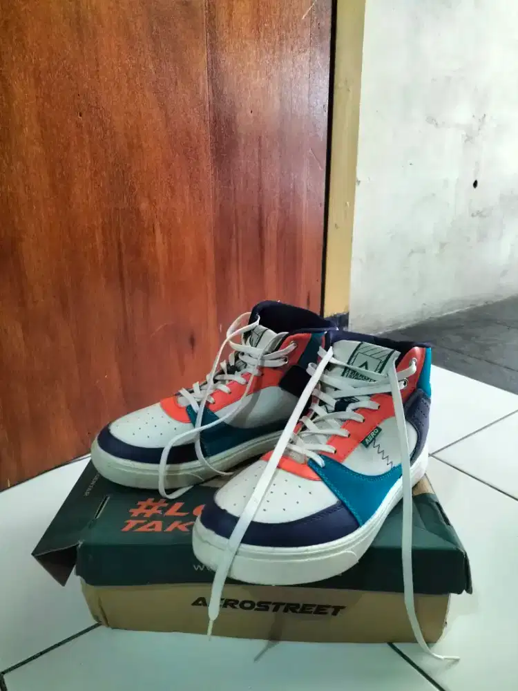 Aerostreet Hoops Holiday