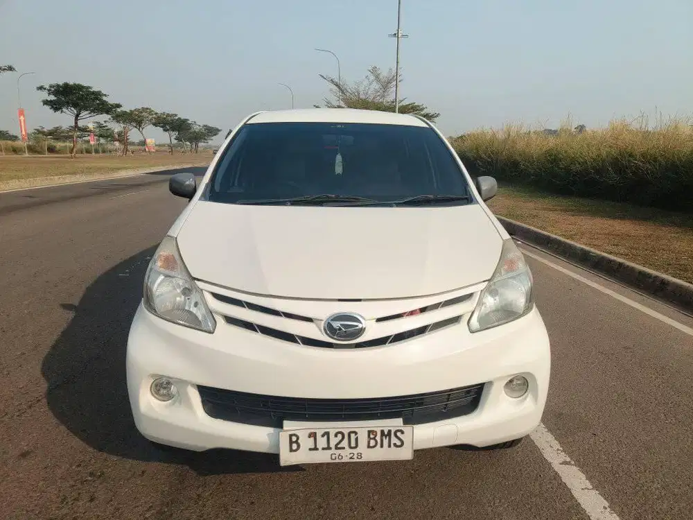 Daihatsu Xenia X 2013