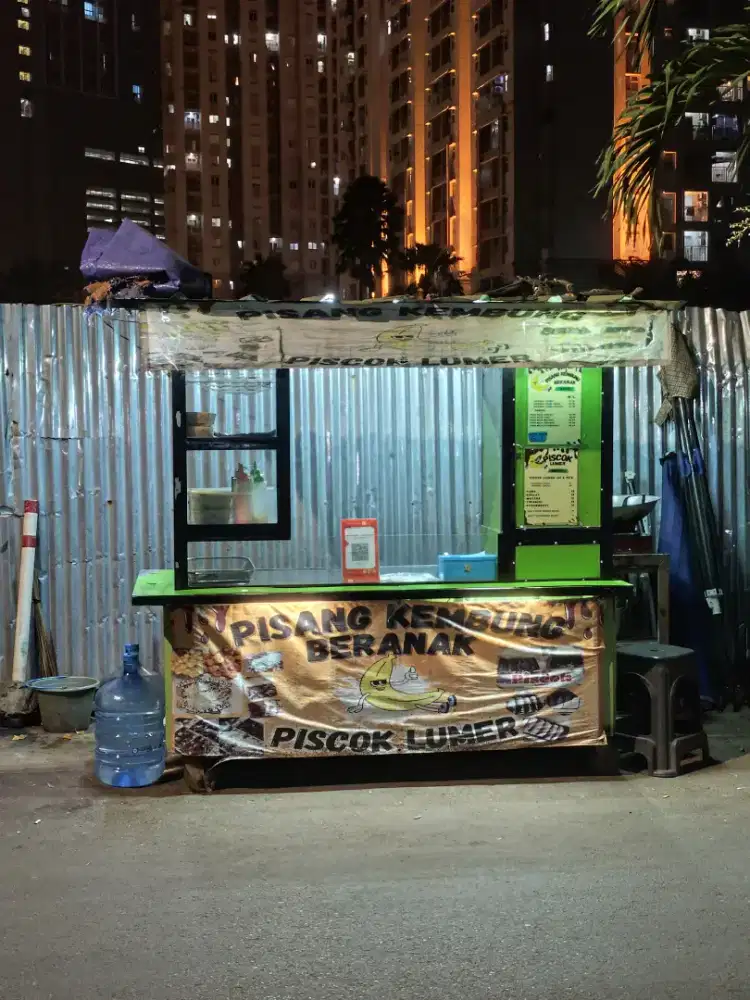 LOWONGAN JAGA STAND PISANG