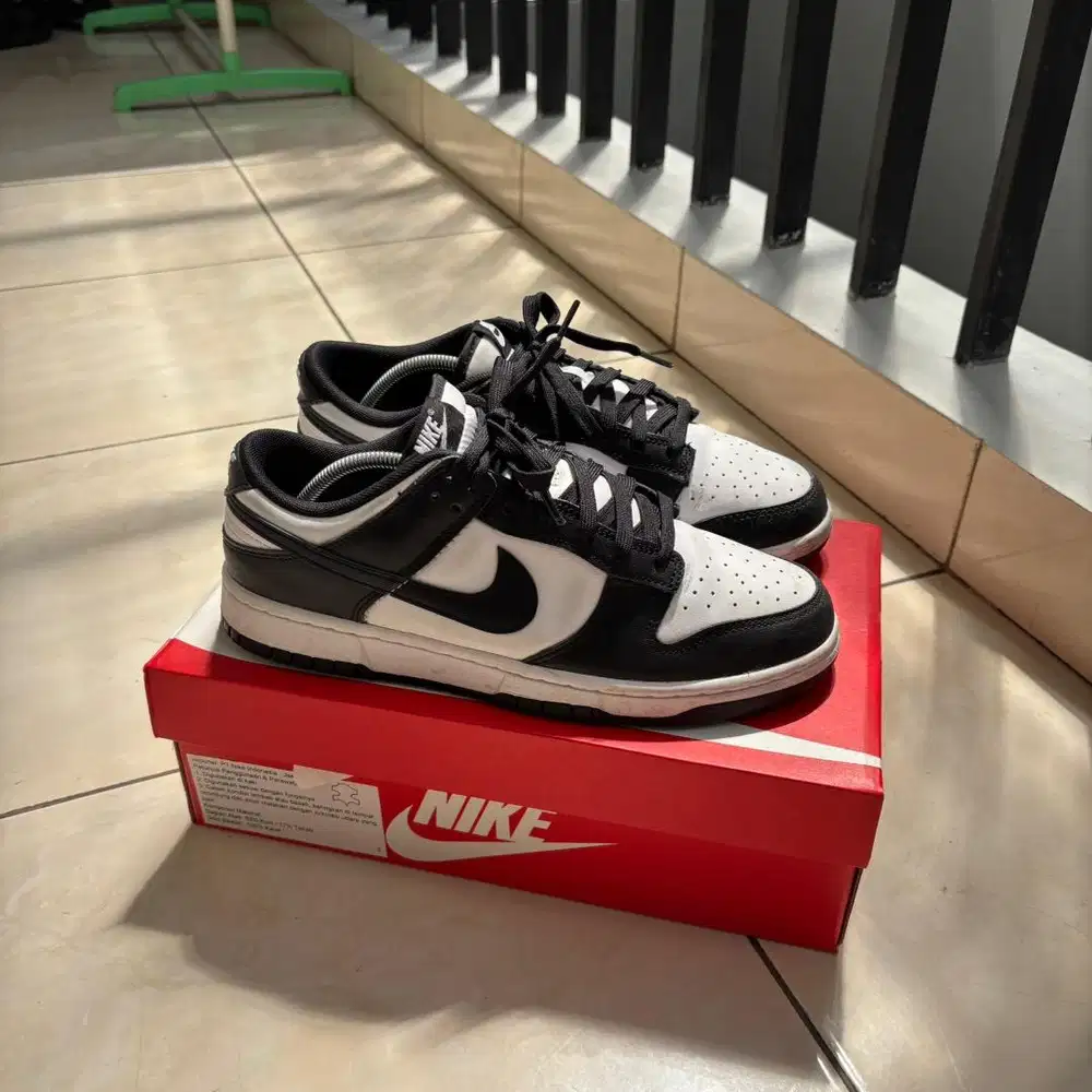 Nike Dunk Low Retro Panda