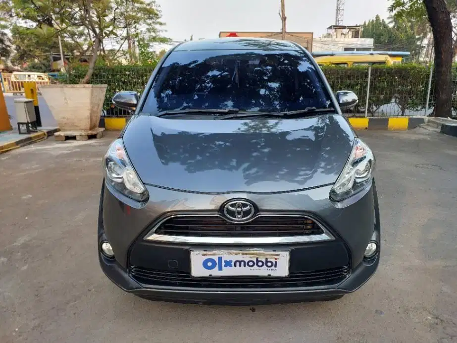 LOW DP Toyota Sienta 1.5 G Bensin-AT 2018 SMT