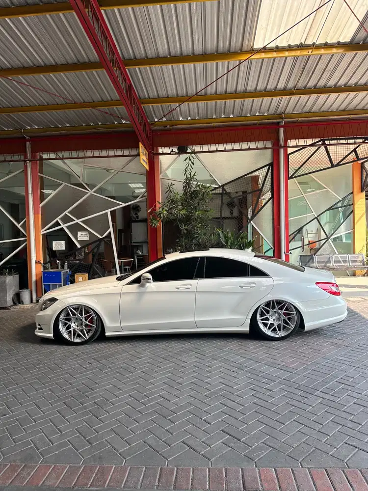Mercedez Benz CLS 350 Spek Anak Jaksel