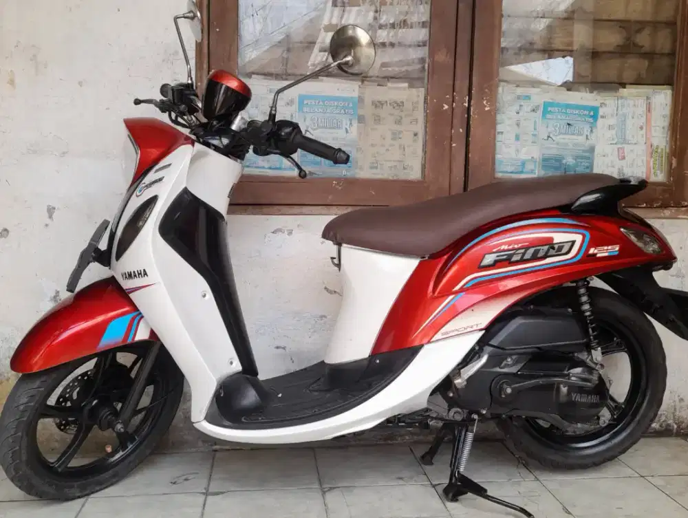 Yamaha Fino 2016 blue core 125 cw asli merah putih Plat B bekasi