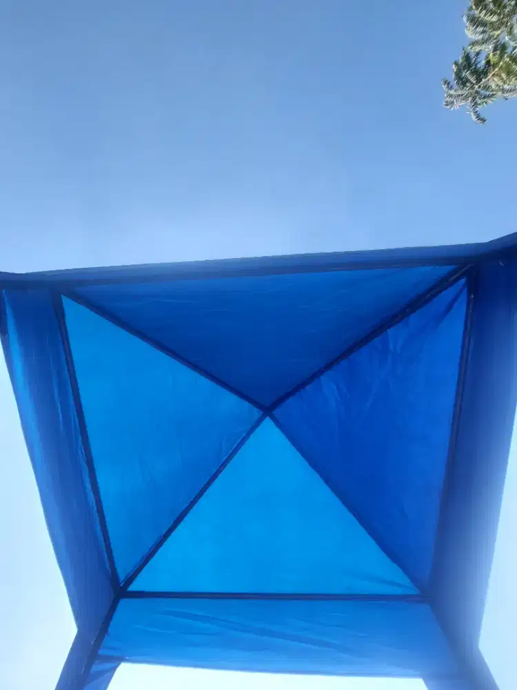 Tenda jualan portable
