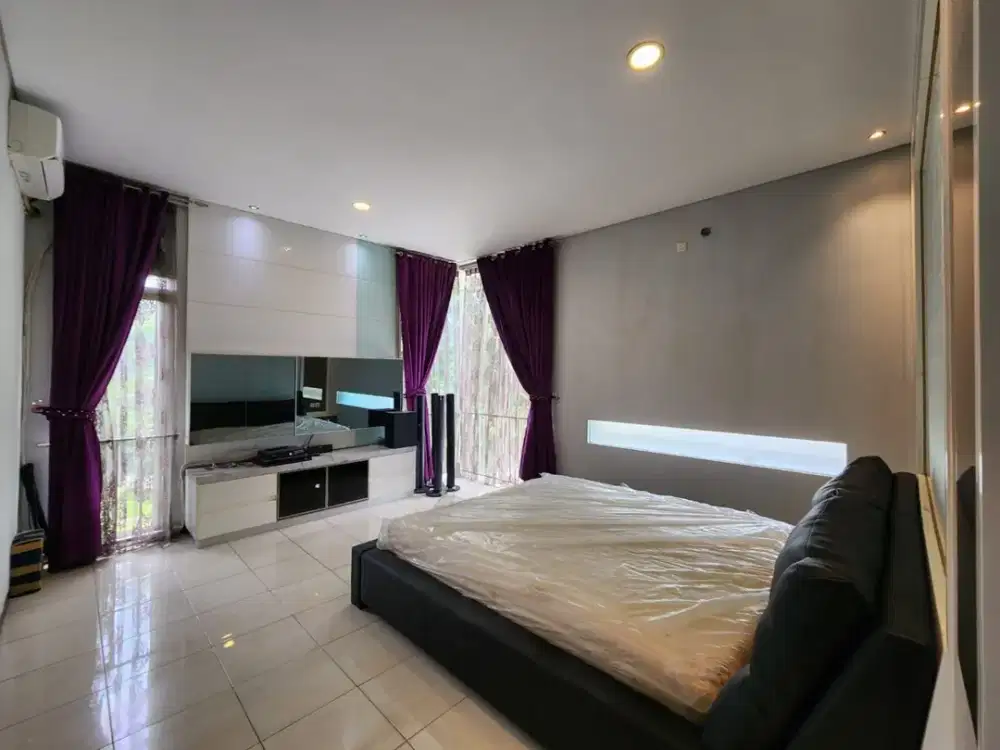 Rumah Cantik Full Furnish Di Kota Baru Parahyangan Bandung Siap Huni