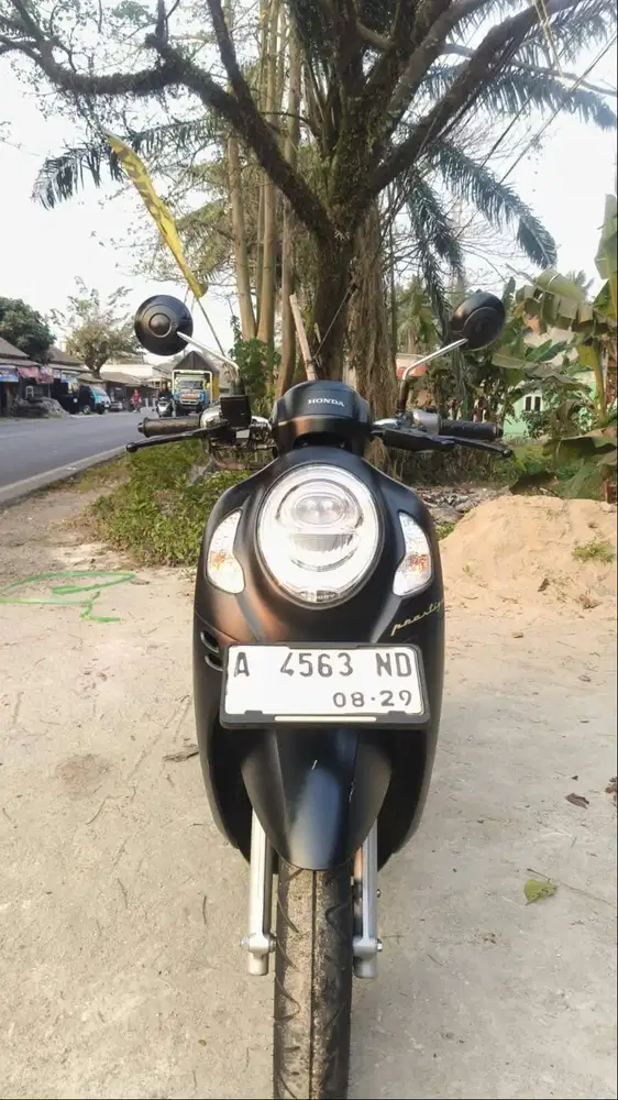 SCOOPY PRESTIGE TAHUN 2024