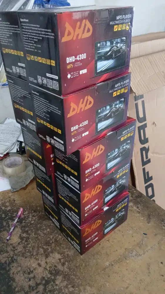 Tv mobil 7 inci merek dhd,harga unit saja