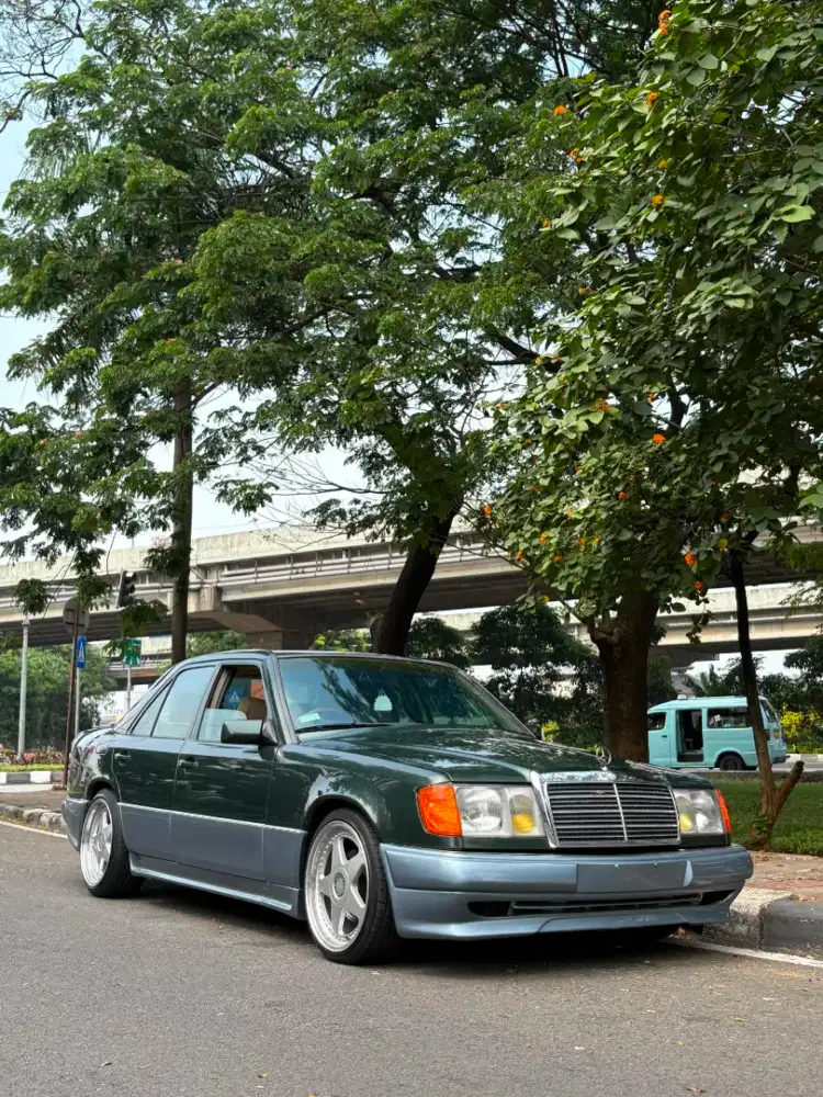 W124 300E MT AMG style tahun 1989