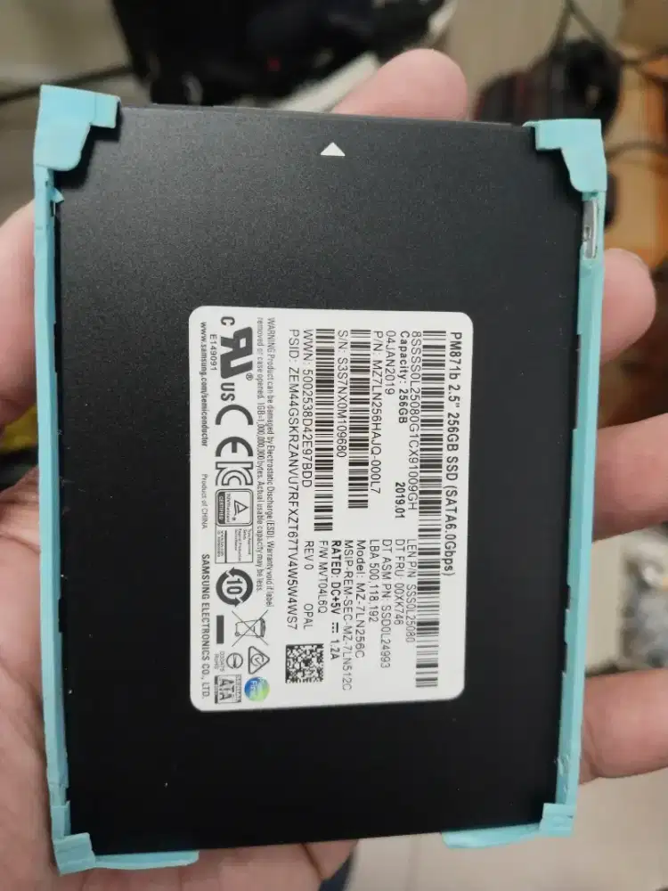 Dijual SSD sata 256GB Merk samsung sentinel 100% 99% sudah ada win11