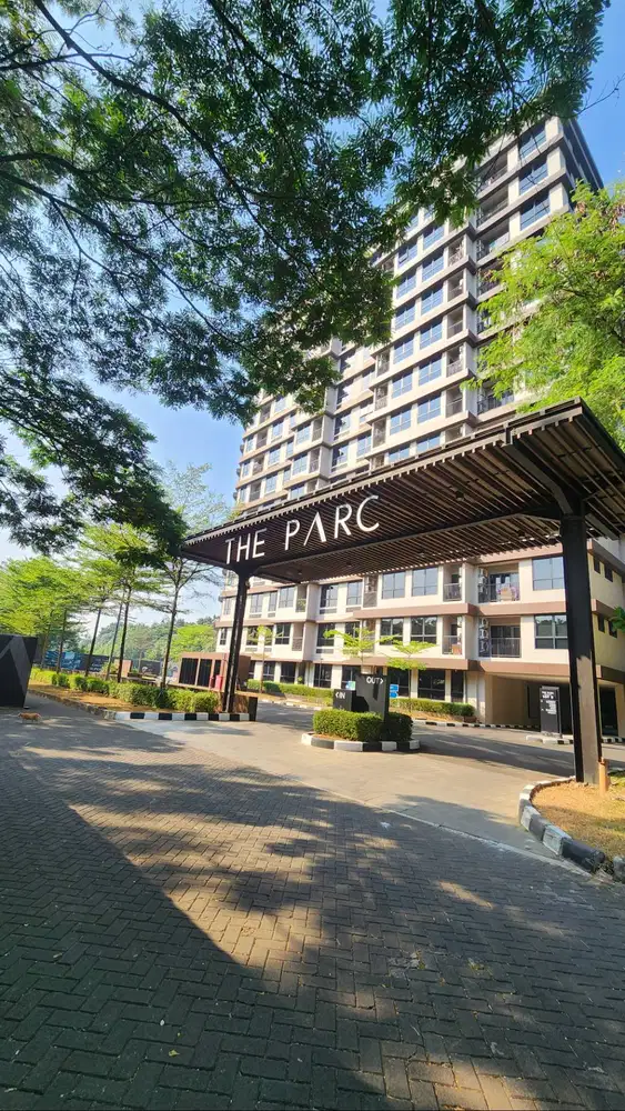 Over Kredit Apartemen 1BR Full Furnished The Parc South City