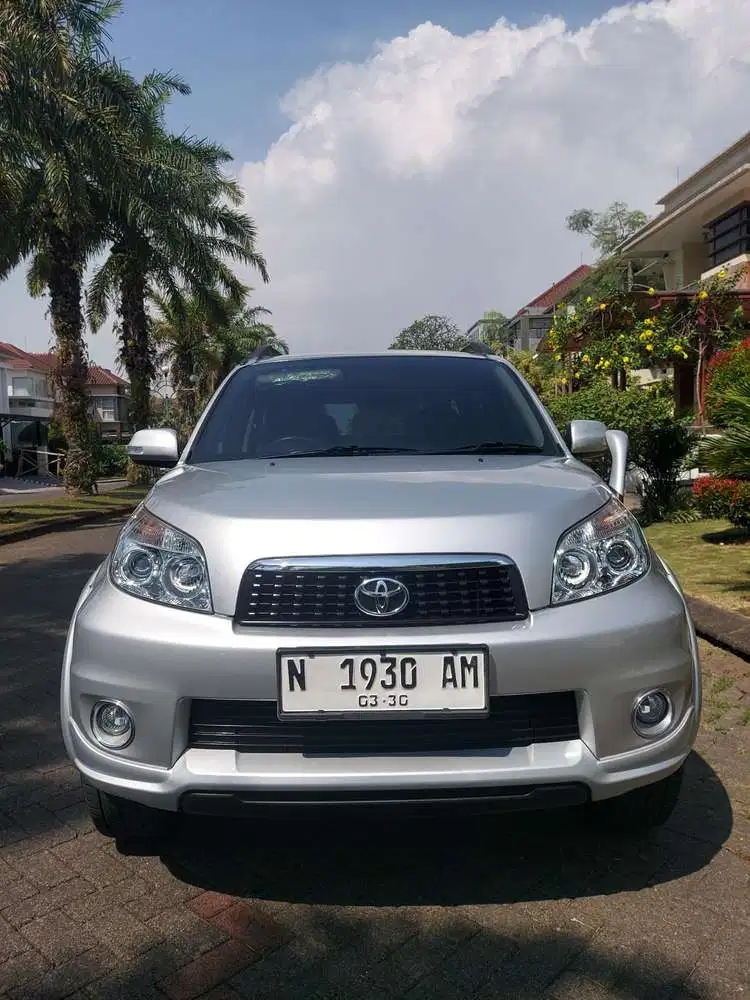 Toyota Rush 2015 ISTIMEWA ORIGINAL