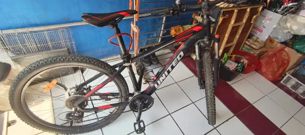 SEPEDA MTB UNITED MONANZA 4.00