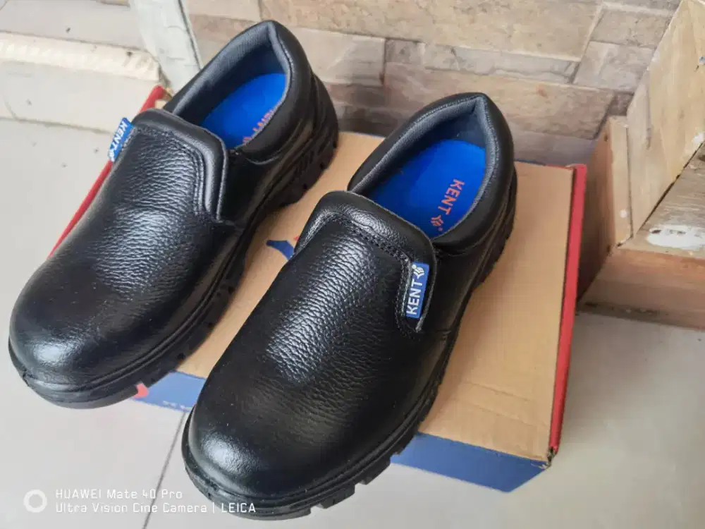 Sepatu safety kent uk 42 baru