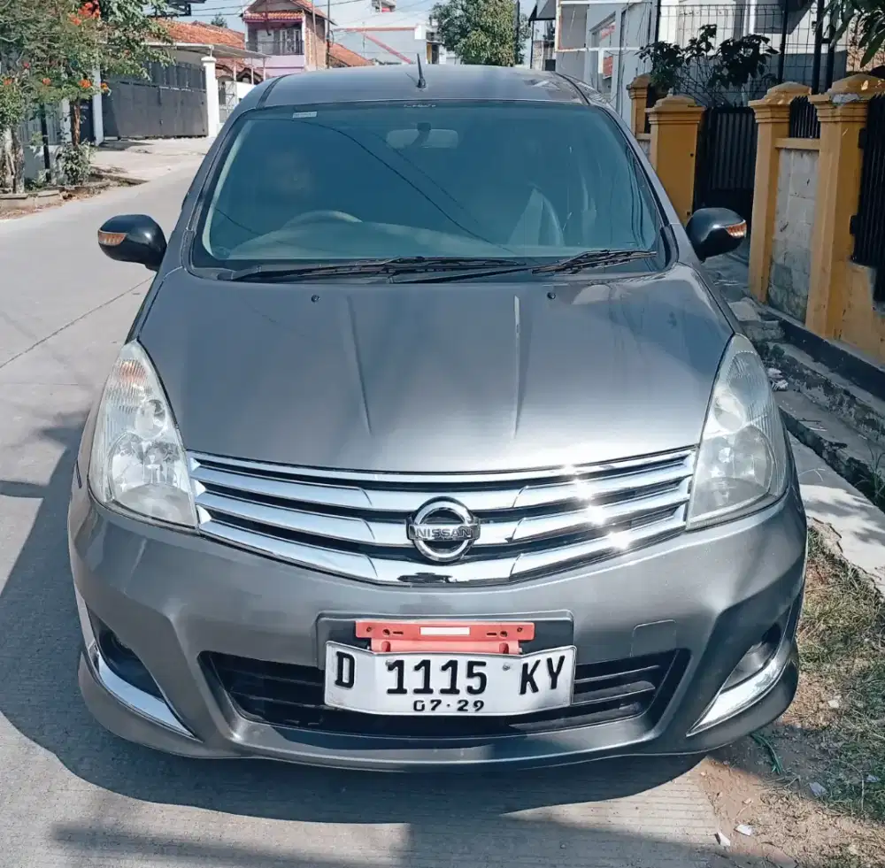 Grand Livina SV 2010 manual