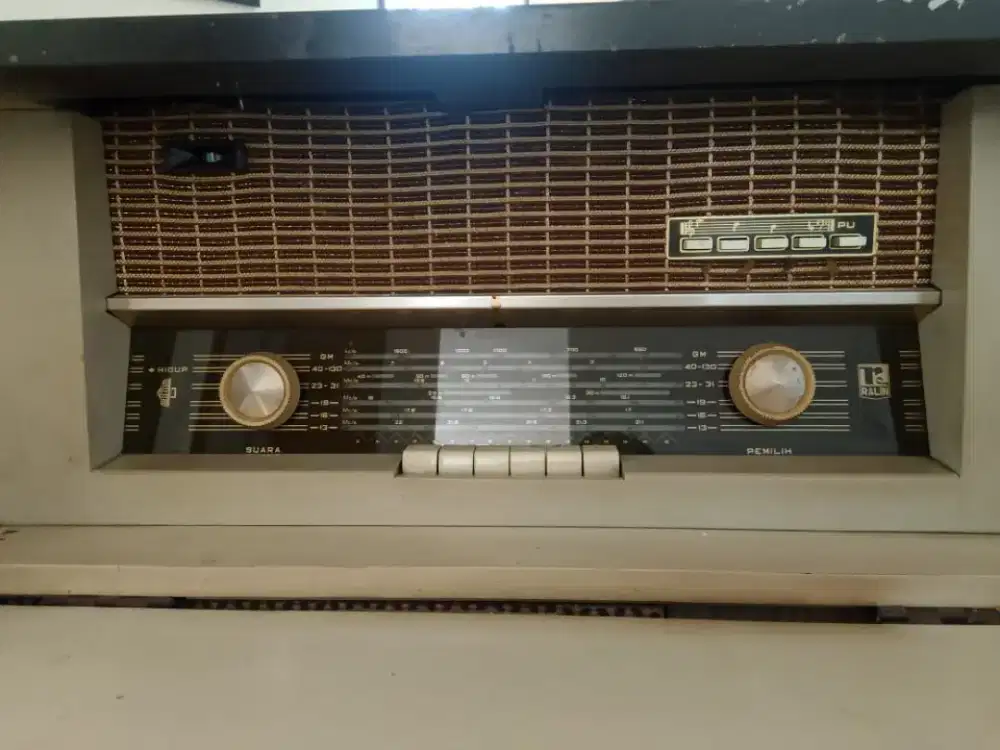 jual radio antik piringan hitam