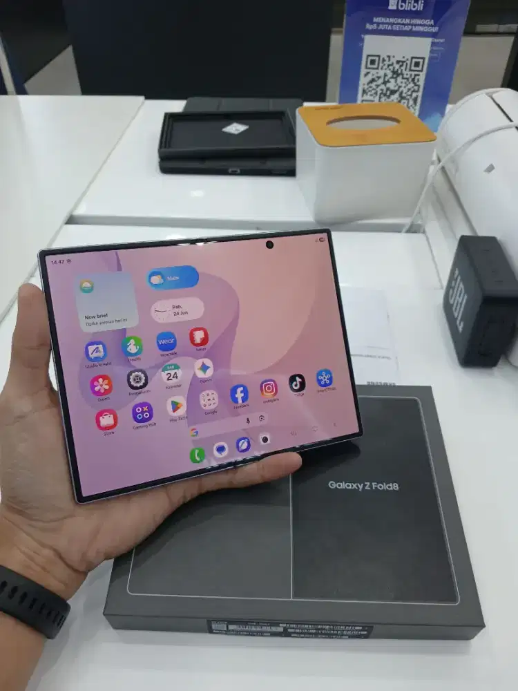 Pre Order Samsung Zfold 8 Free Upgrade Memory Dan CashBack Up to 4jt