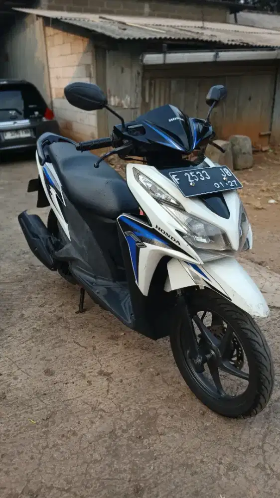 VARIO TECHNO 125 KZR 2014