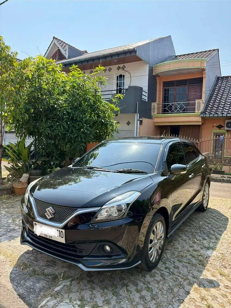 Suzuki Baleno 2018 Matic AT Black Hitam