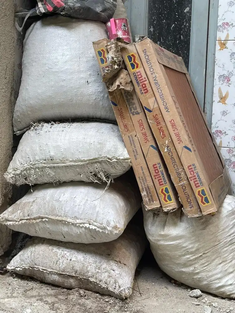 Jual split / krikil karung sedang full