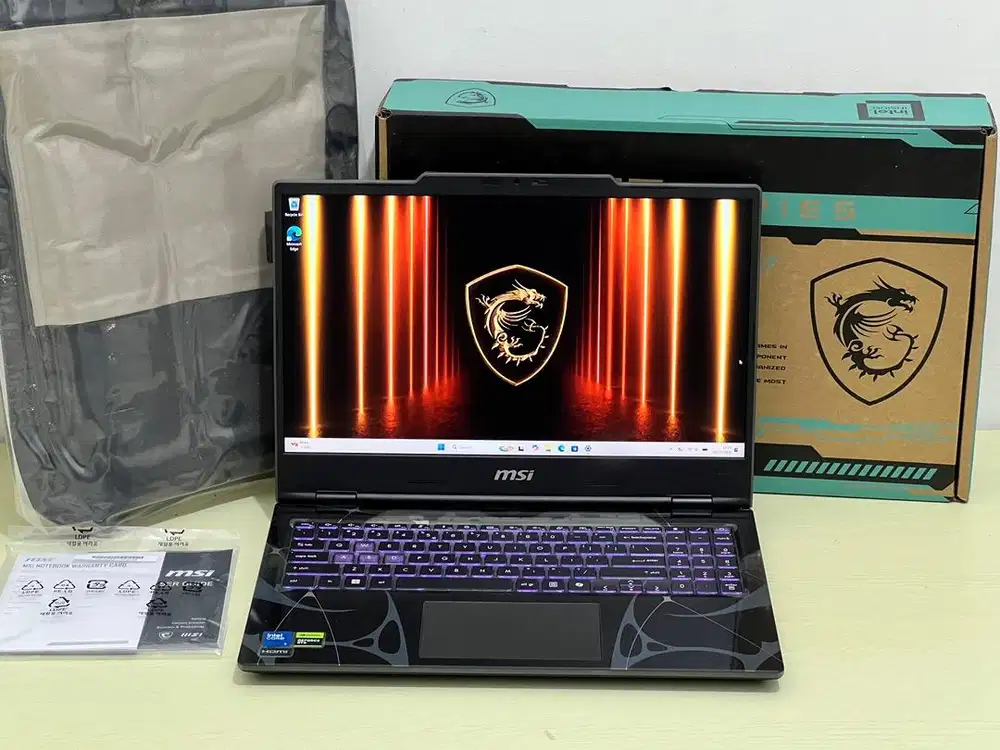 MSI Cyborg 15 Core 5-210H RTX 5050 8 GB 16/512 GB Fullset Like New