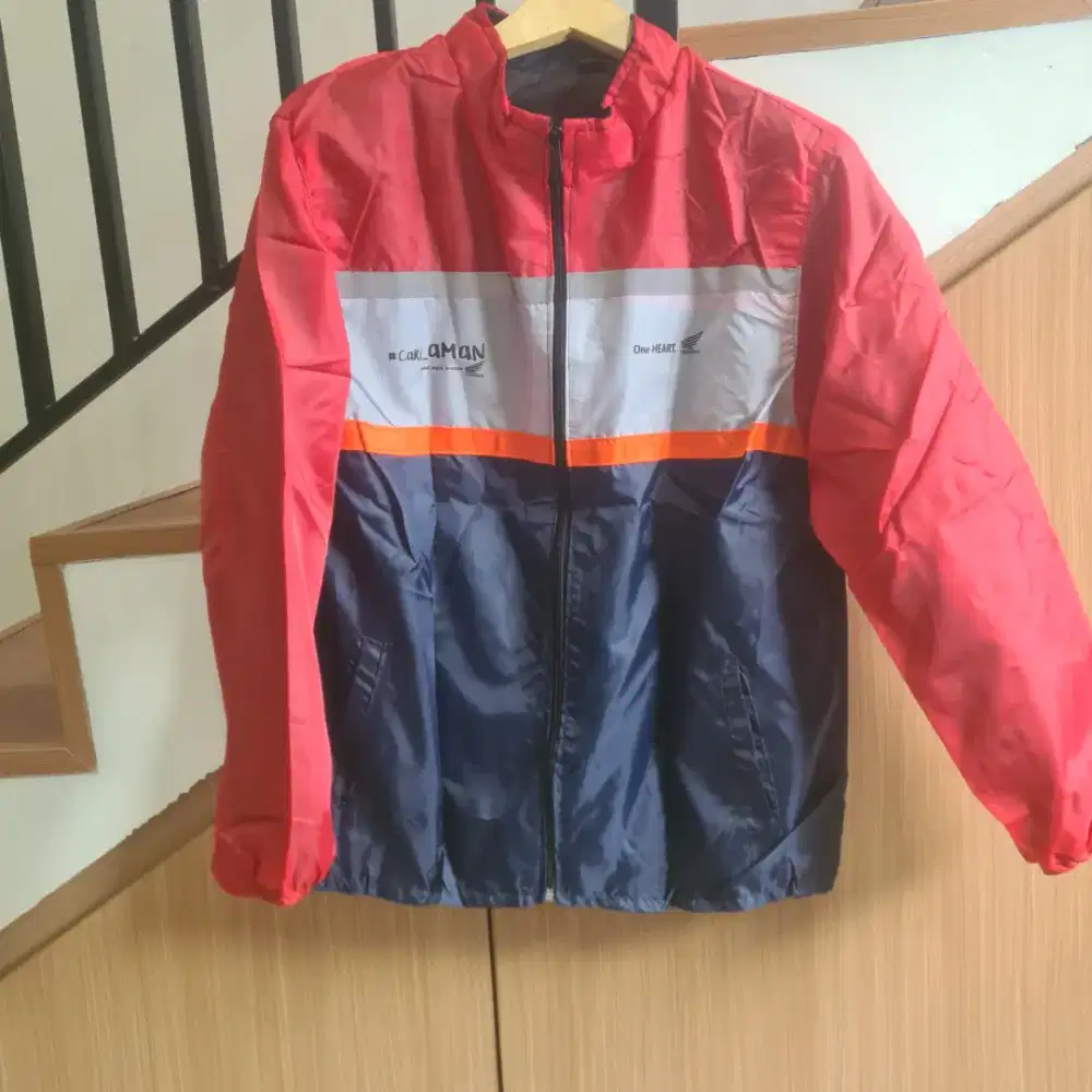Jaket Honda bawaan Pcx 160 kondisi baru all size