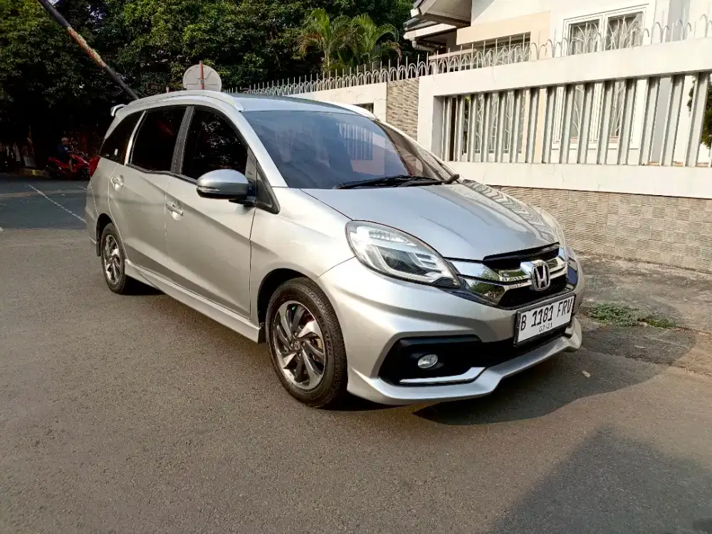 TDP 3 JUTA. MOBILIO RS AT 2016