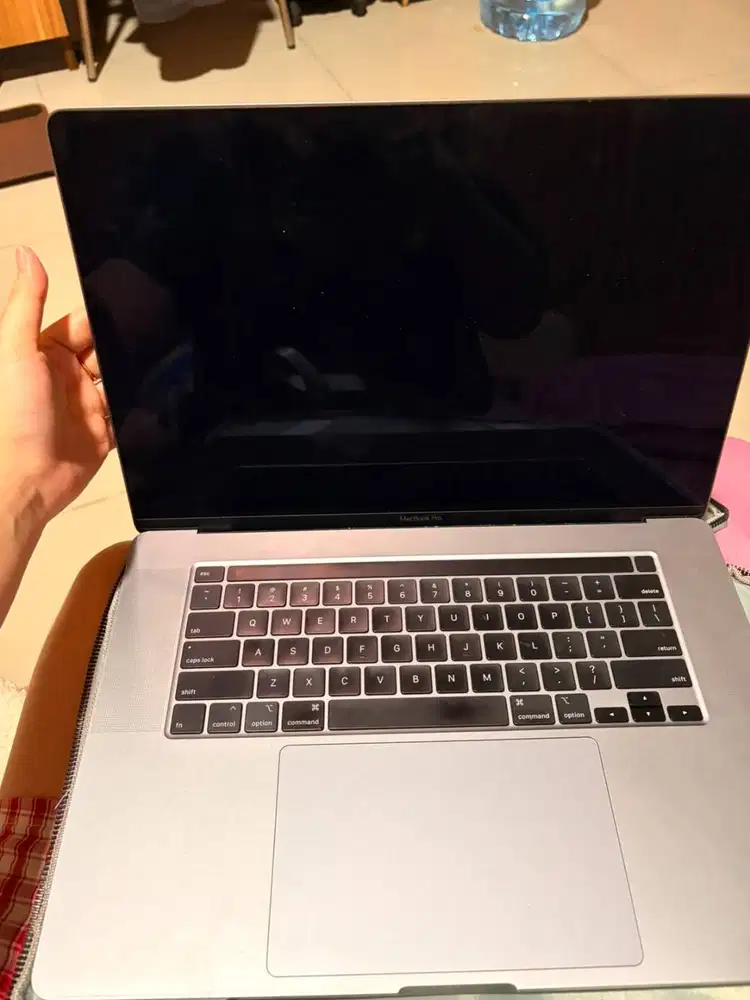 Macbook pro 2019 16 gb SSD 512