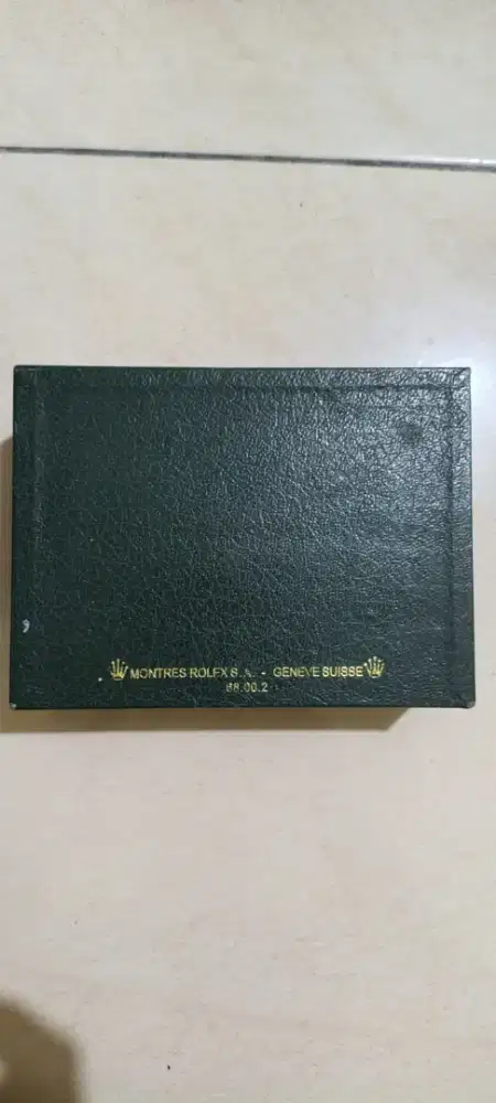 Kotak jam tangan rolex
