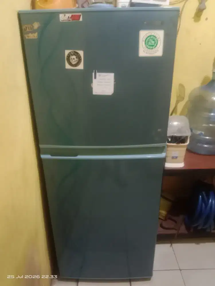 Nego tipis Bissmillah Jual kulkas dan freezer kondisi masih bagus Bu