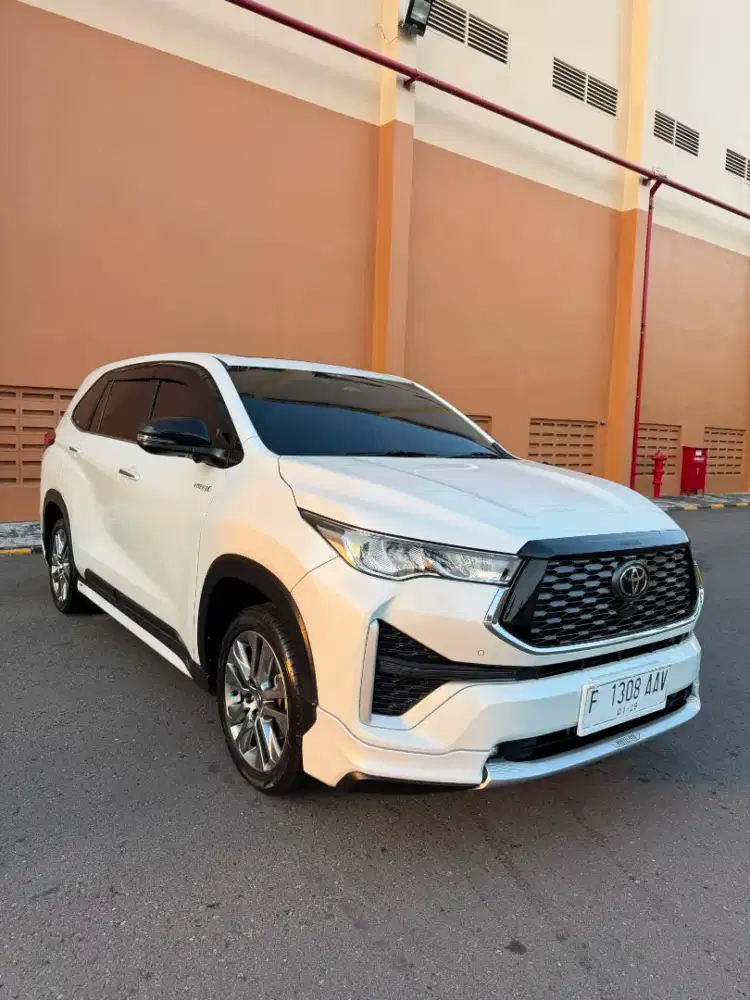 Innova Zenix 2.0 Q Hybrid Modellista TSS AT 2022/2023