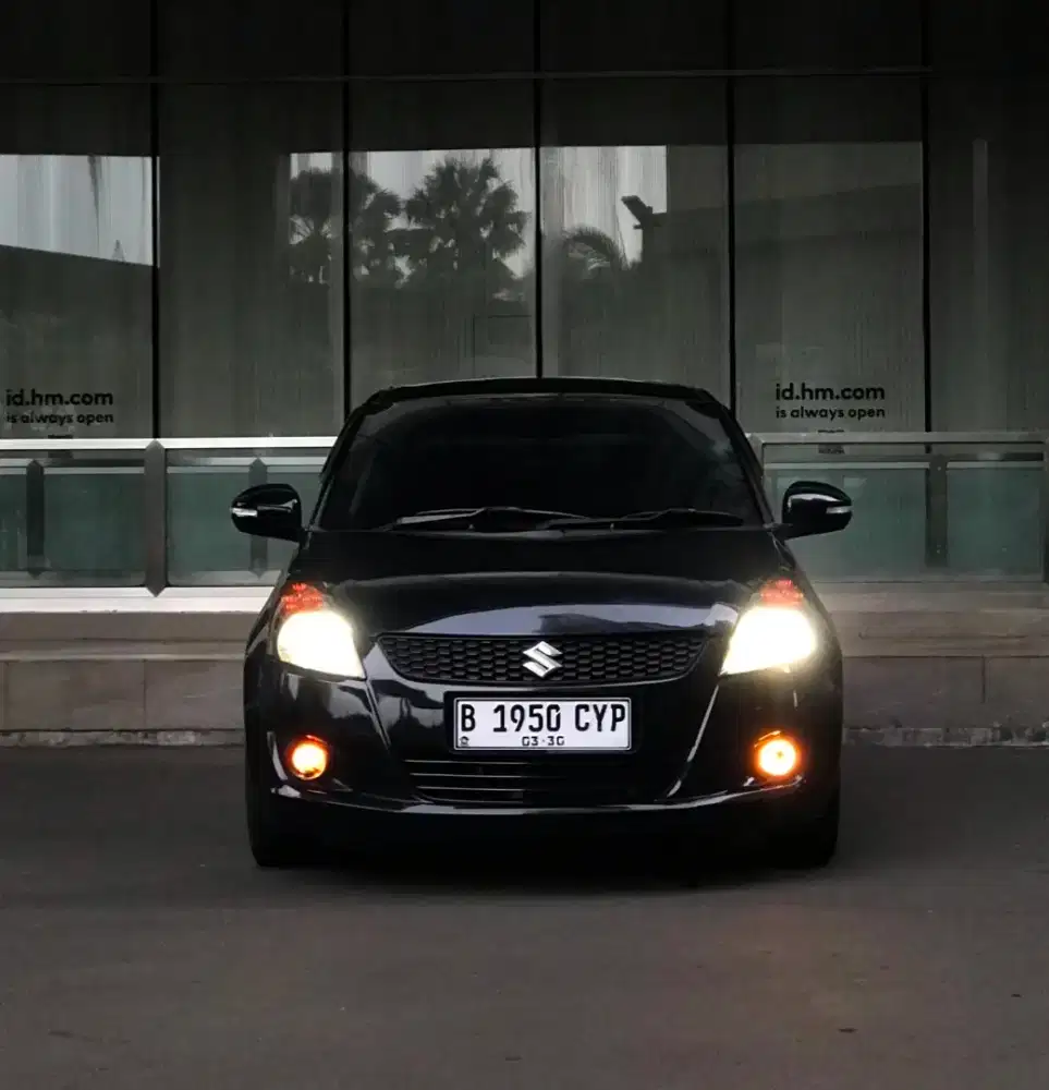 SUZUKI SWIFT GX AT 2020
