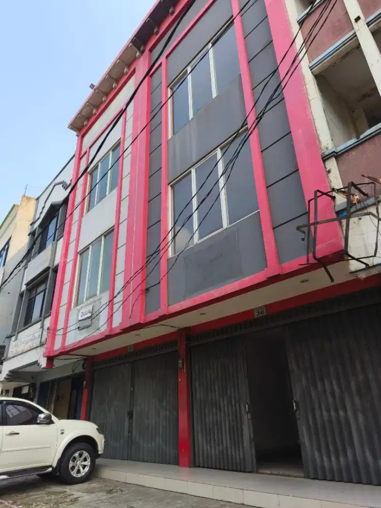 Ruko gandeng 3 setengah lantai. 3+½. Bintara bekasi