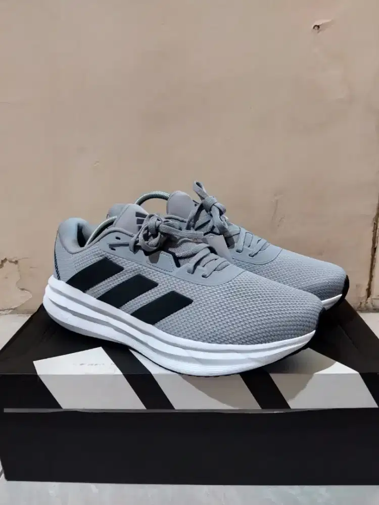 Sepatu Adidas Galaxy 7