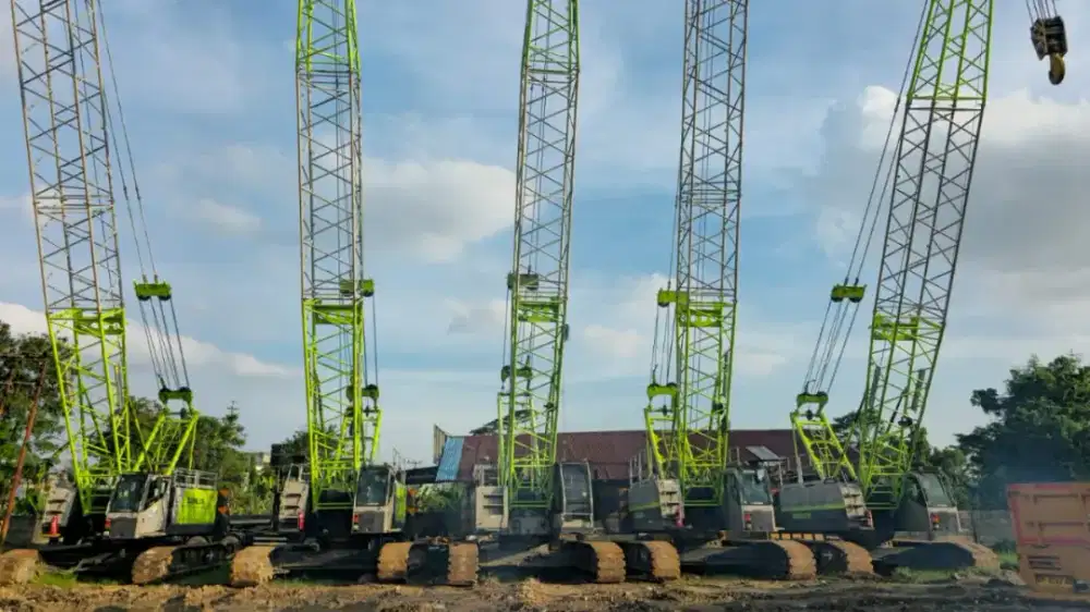 Crawler crane Zoomlion 55 ton tahun 2020