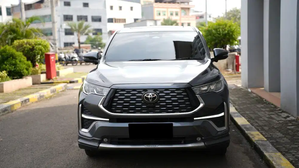 Km 18rb toyota kijang innova zenix q hybrid modelista 2025 abu