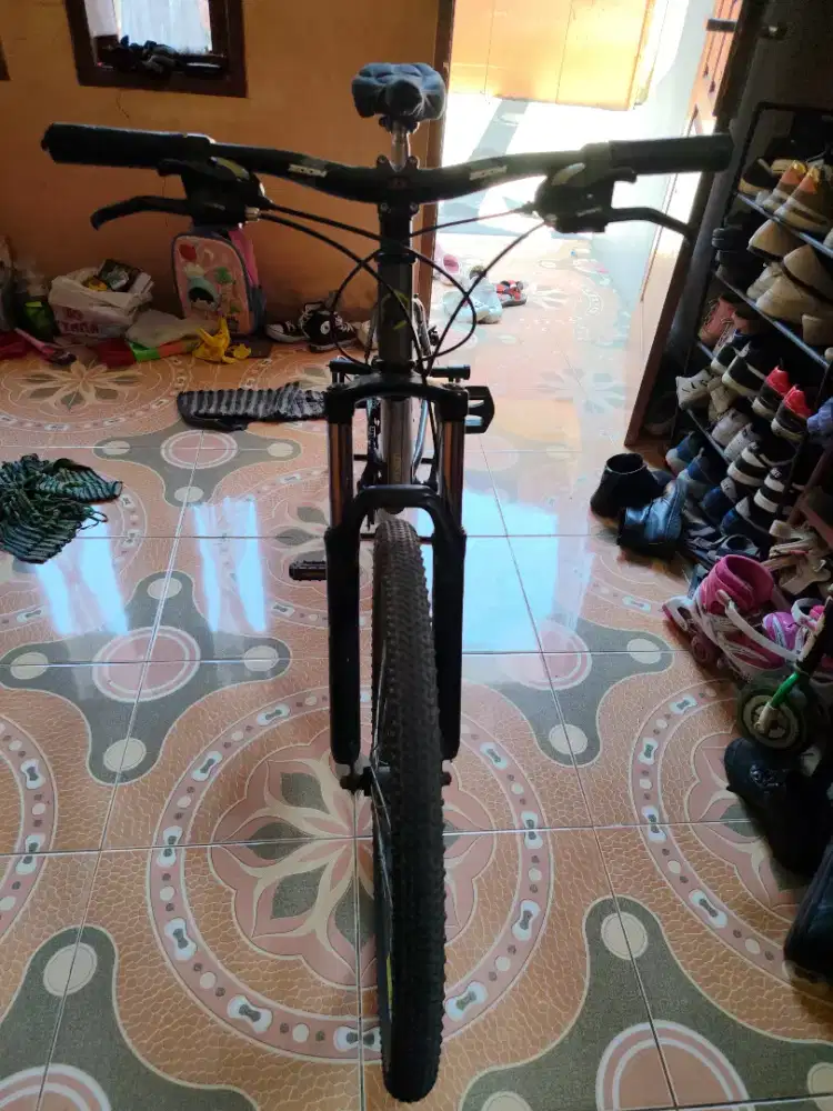 Sepeda polygon monarch speed 3x7