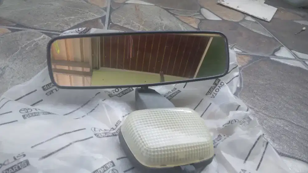 Spion Ori Avanza 2010 bawaan