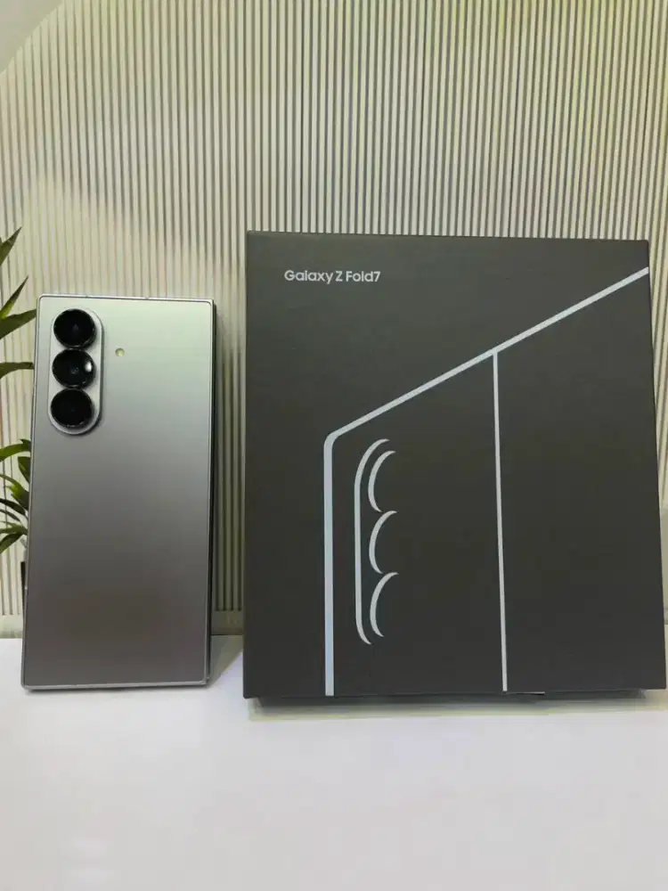 Samsung galaxy Z fold 7 12/256gb garansi on 2027
