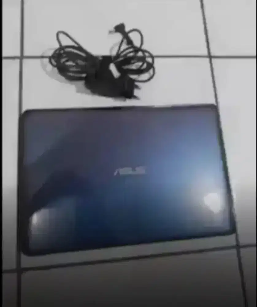 Dijual laptop murah normal ASUS core i3  DELL core i5