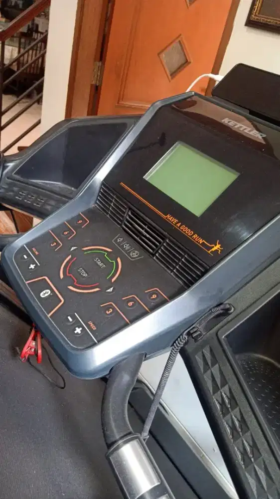 Treadmill Second mirip baru