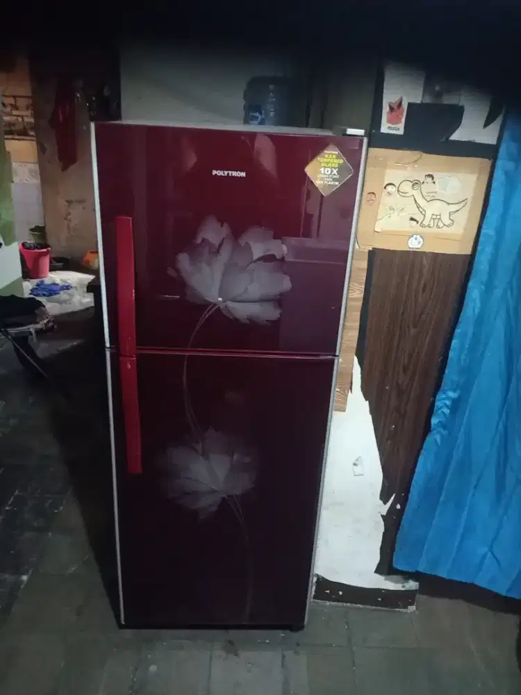 Jual kulkas Polytron beleza 2 pintu no frost tanpa bunga es mesin ori