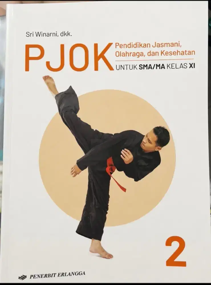 Buku sekolah  PJOk pendidikan jasmani