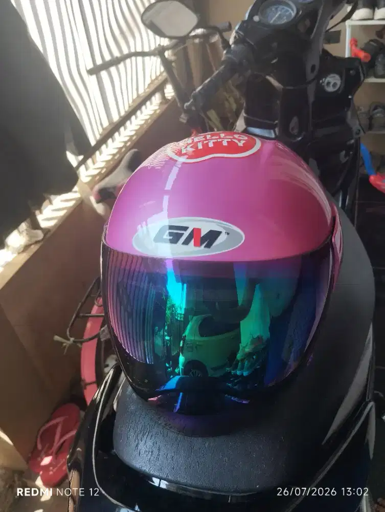HELM ANAK MERK GM ORIGINAL