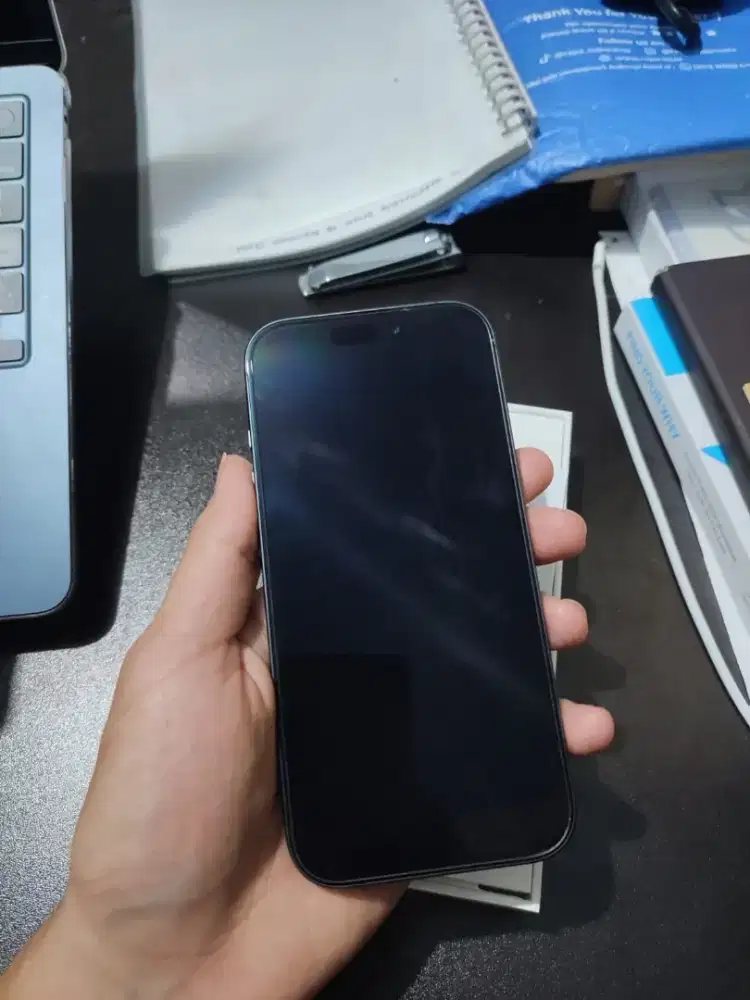 iphone 17 basic 256GB resmi like new garansi panjang