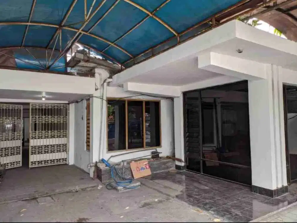 Dijual /Disewakan Rumah di perak barat Surabaya