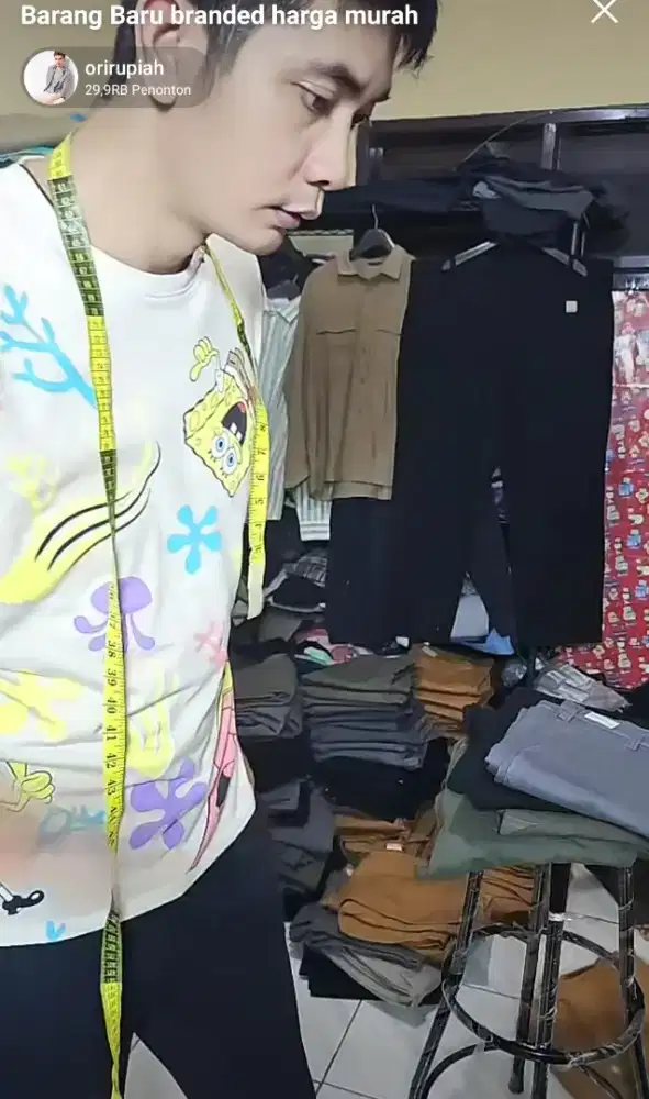 BUTUH HOST LIVE