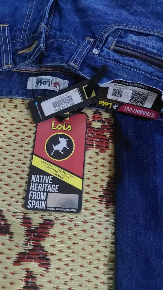 JEANS LOIS ORIGINAL SZ 29