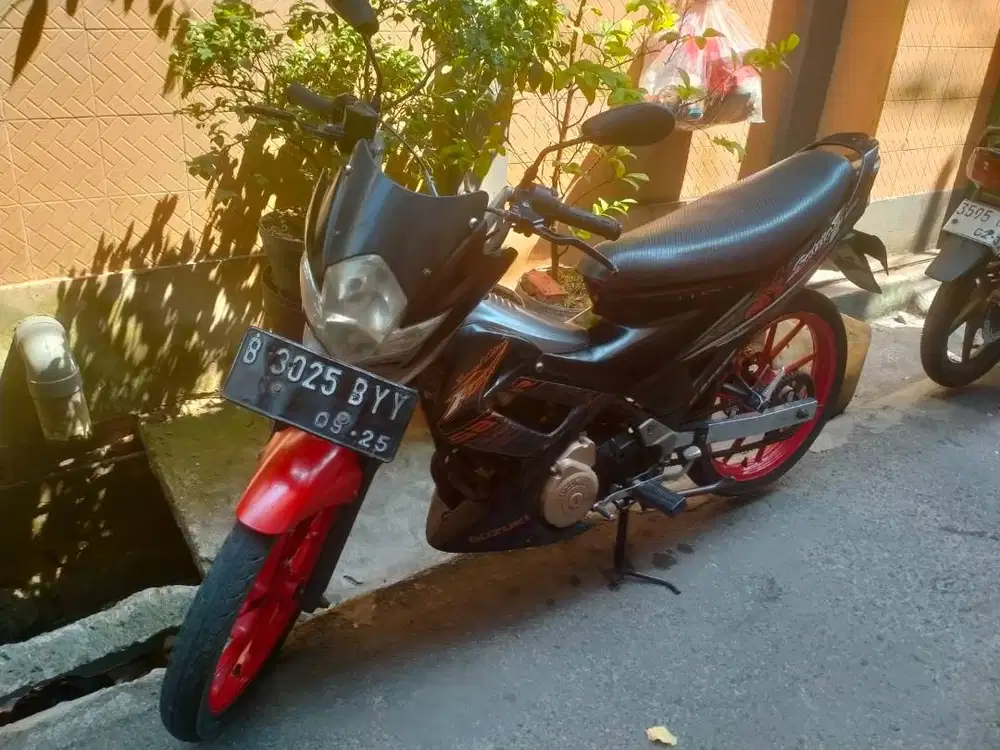 SUZUKI SATRIA 2010