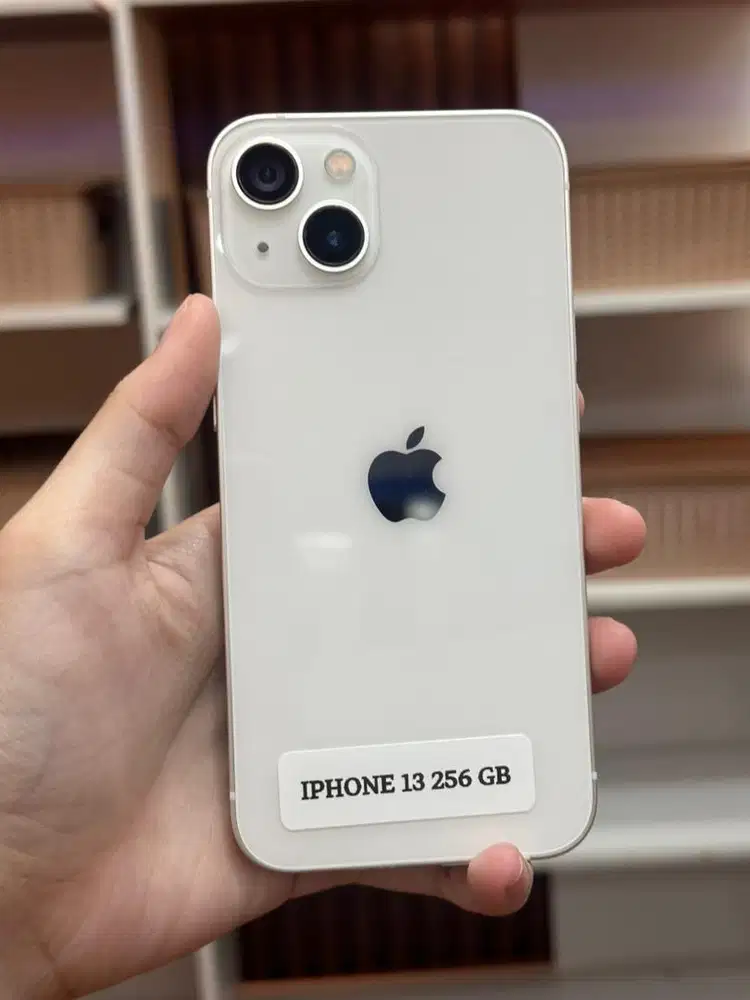 iPhone 13 256 GB INTER