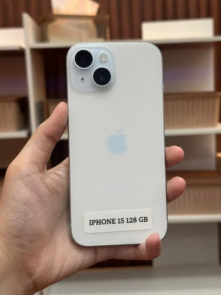 iPhone 15 128 GB INTER